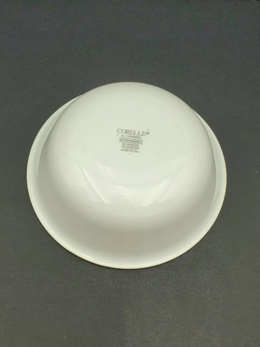 Corelle Winter Holly Soup Cereal Bowls White Bowls with Green & Red Bands